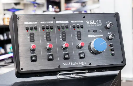 Solid State Logic - SSL 12 USB Audio Interface 2